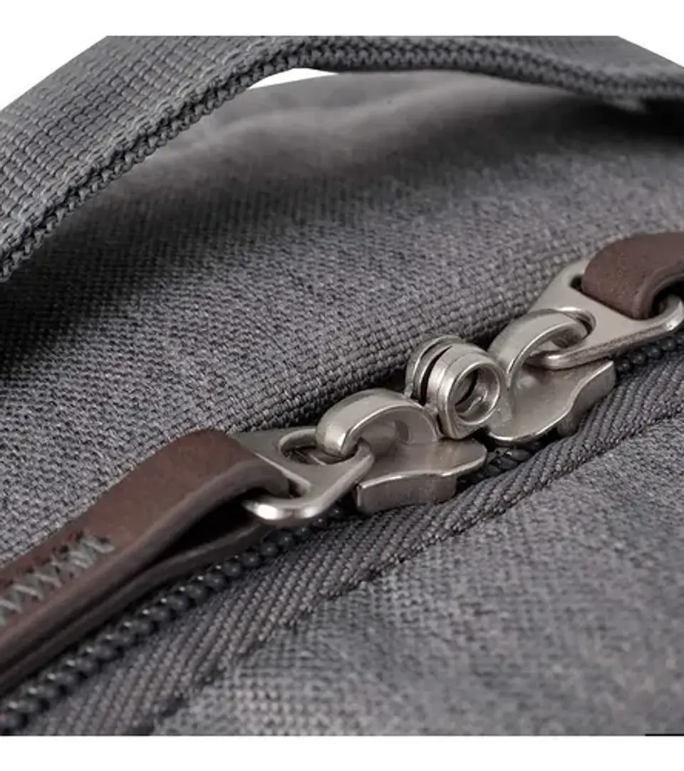Morral Compliment 4