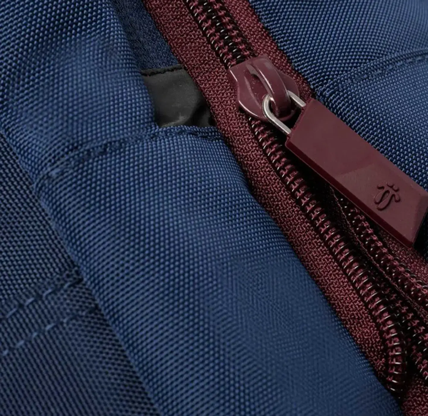 Morral Porta Pc Propus 7