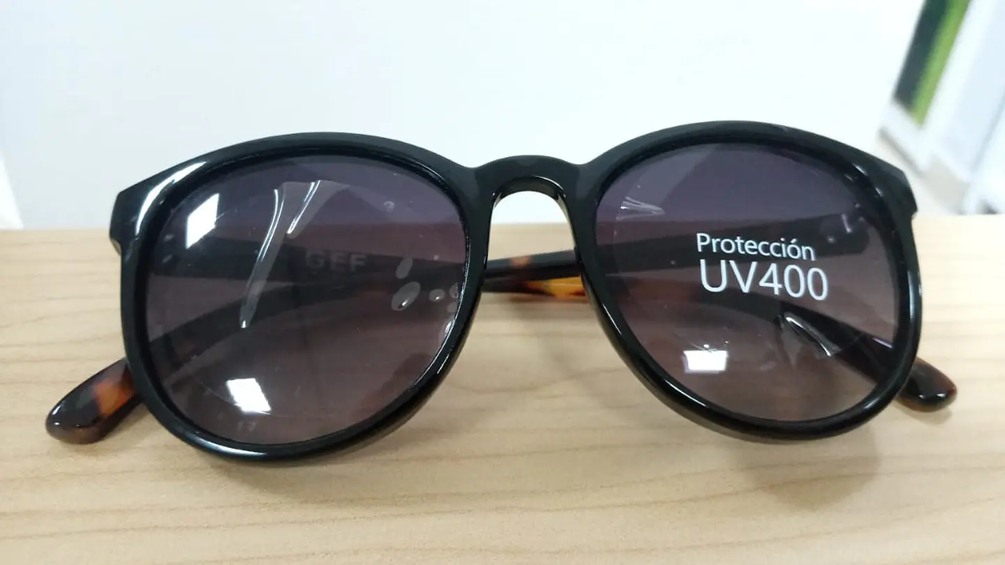 Lili Gafas 1