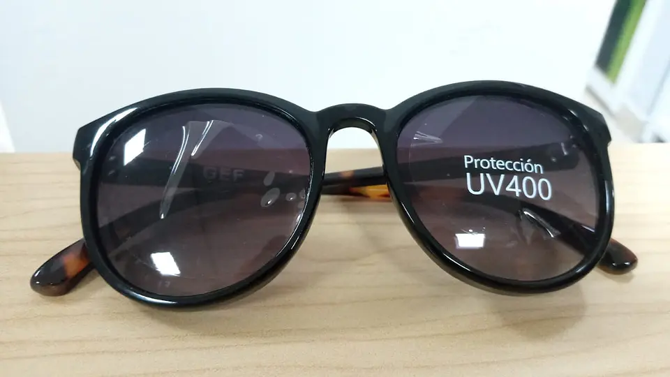 Lili Gafas 1