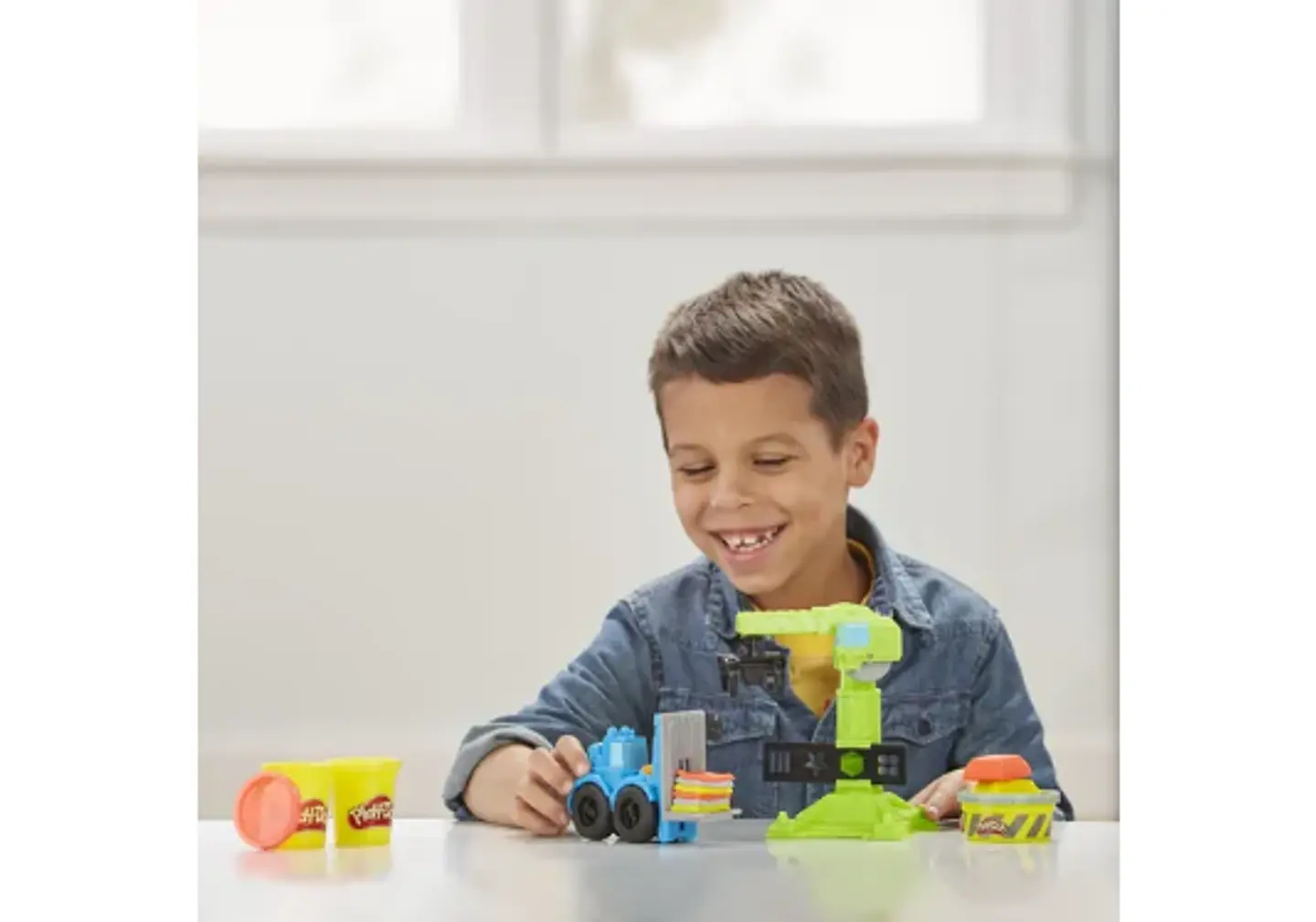 Plastilina Play Doh Wheels Vehículo Grúa 5