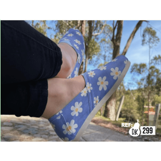 ZAPATO PERA D.K VIOLETA/FLORES T-38