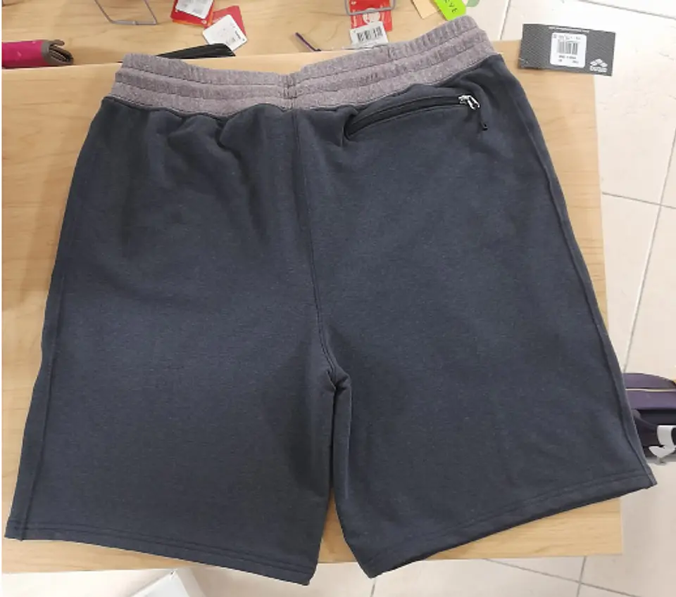 Muhammad Ali Bermuda Gris 2