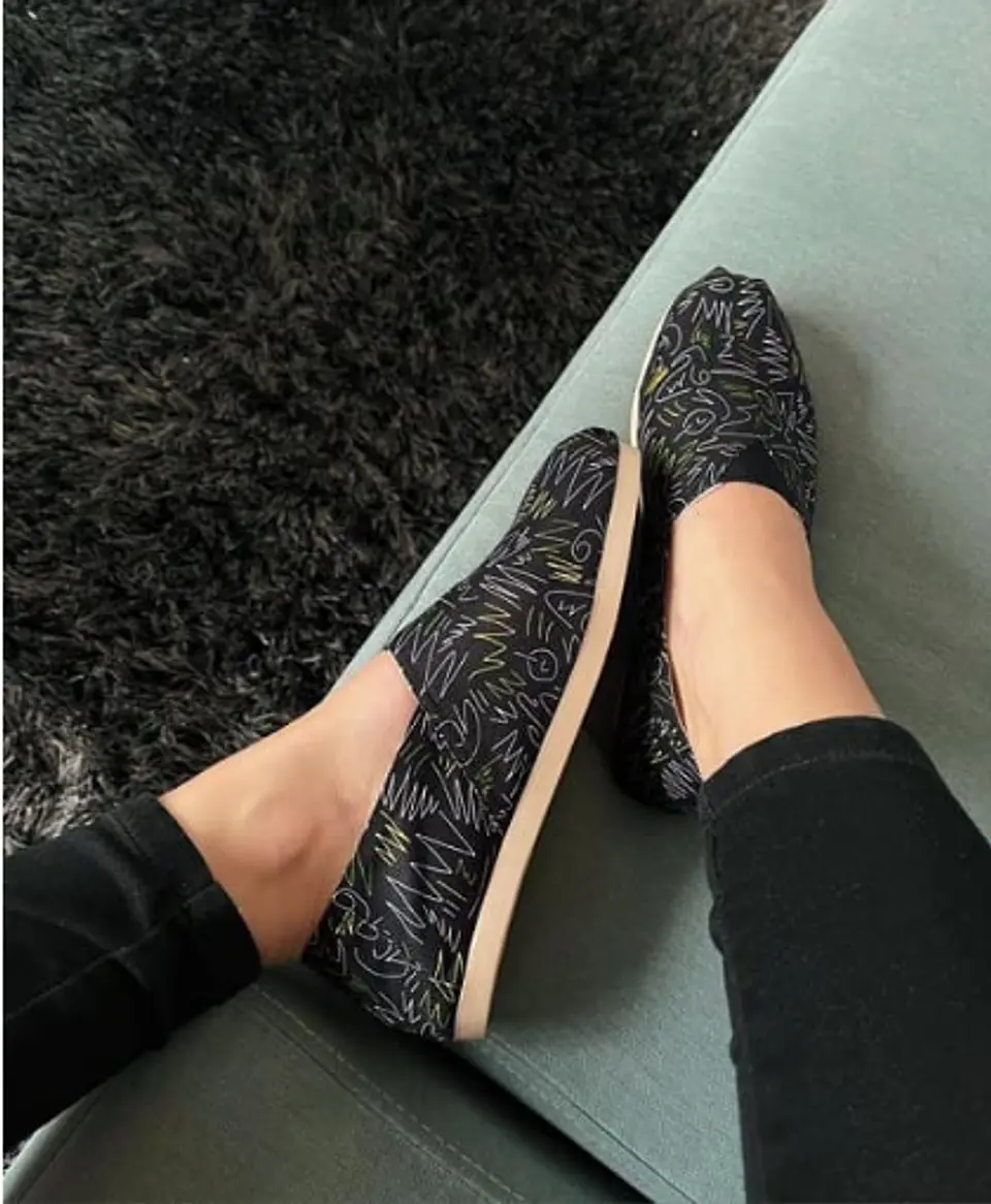 Zapato Pera D.K Negro Rayas Verde/Lila 1