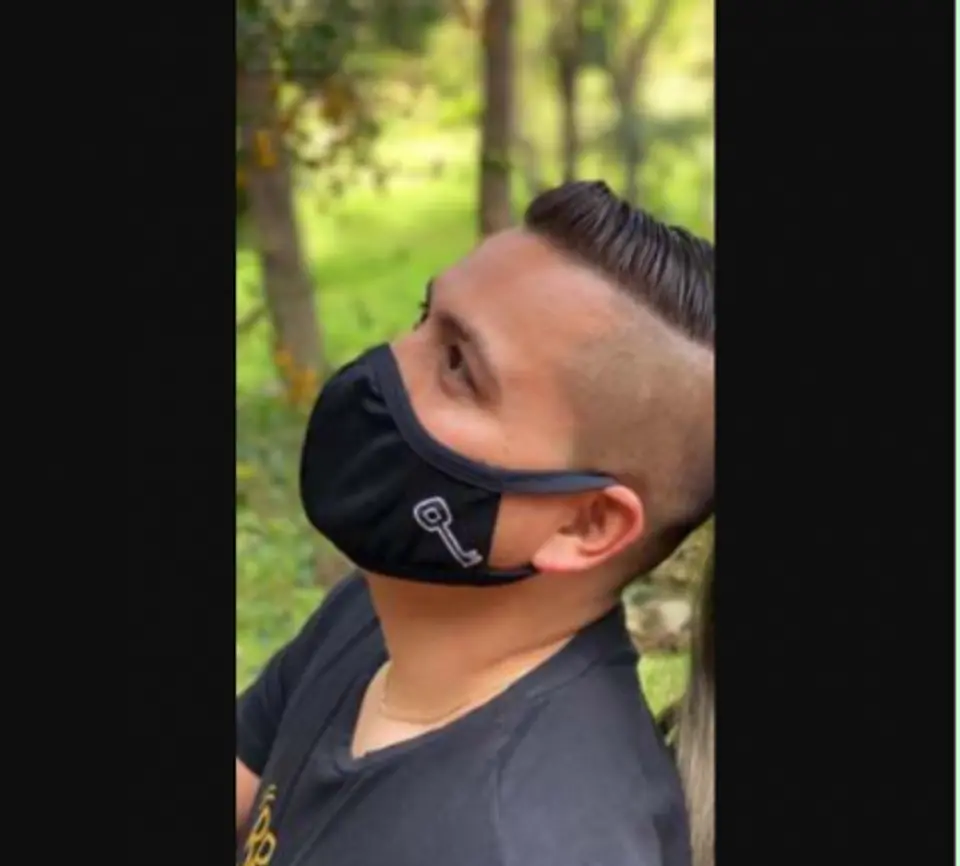 Tapaboca Pera D.K Pareja Por Unidad 5