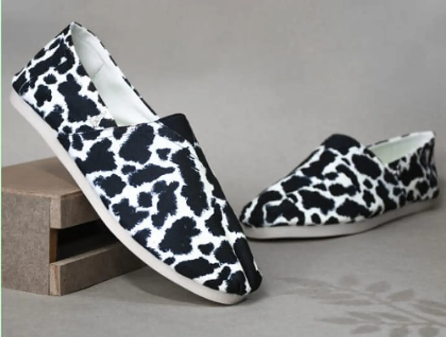 Zapato Pera D.K Manchas Negras 1