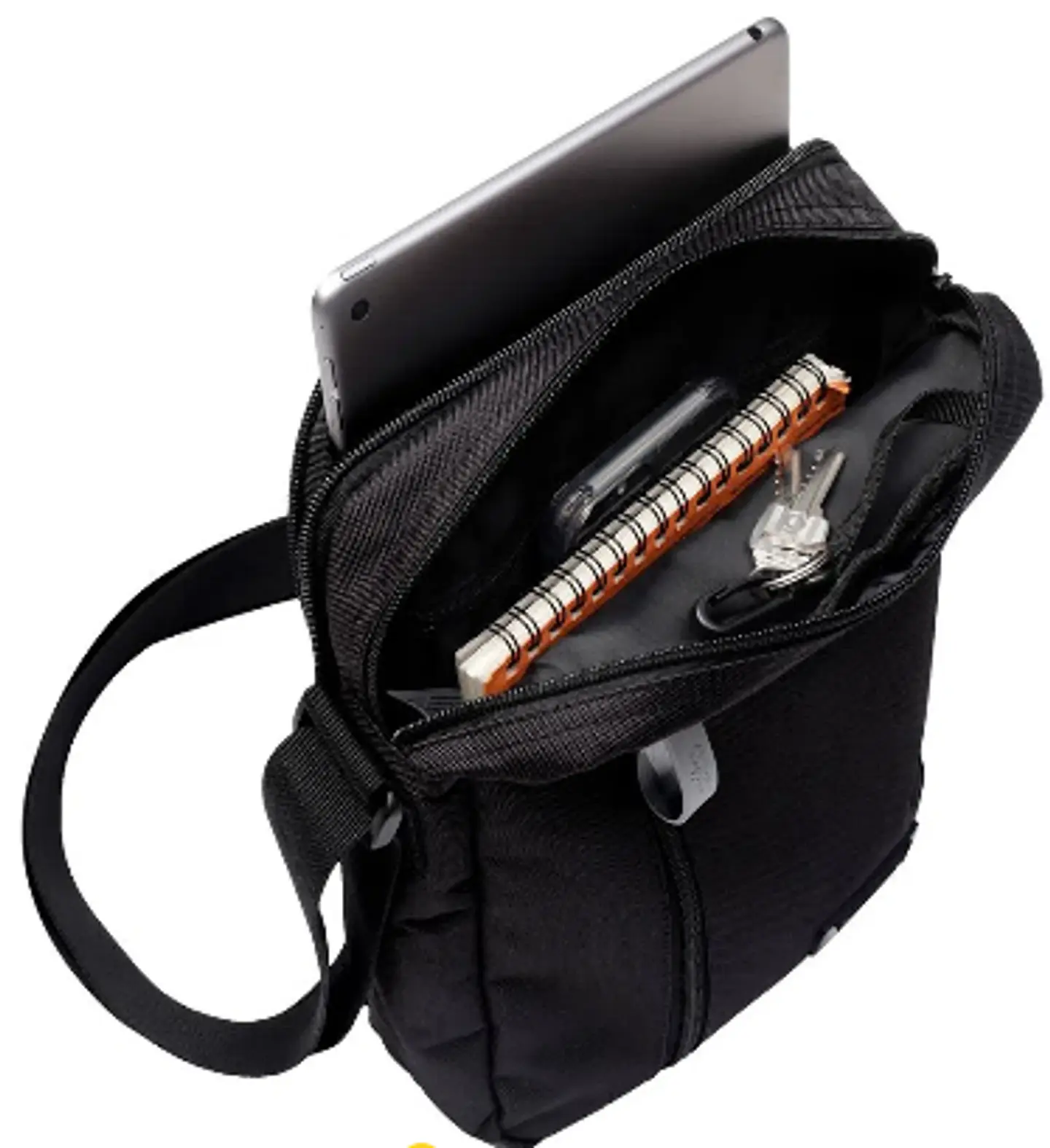 Bolso Para Hombre Con Porta Tablet Tobito  20