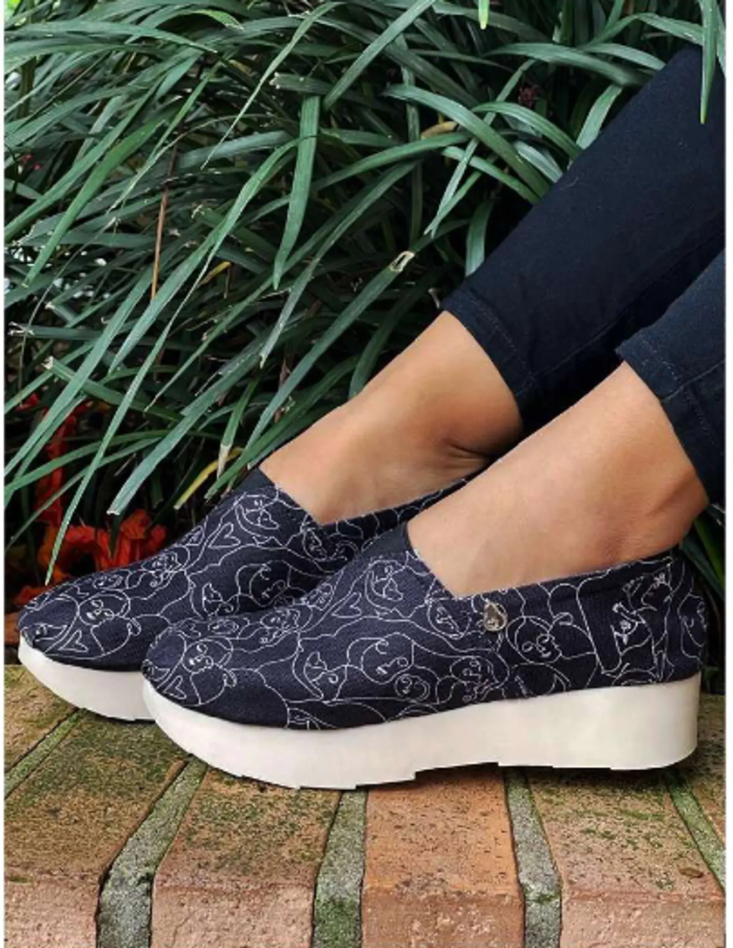 Zapato Pera D.K Plataforma Negro Siluetas 1