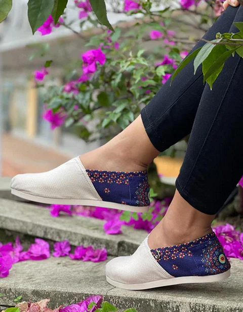 Zapato Pera D.K Beige/Azuloscuro Atrás