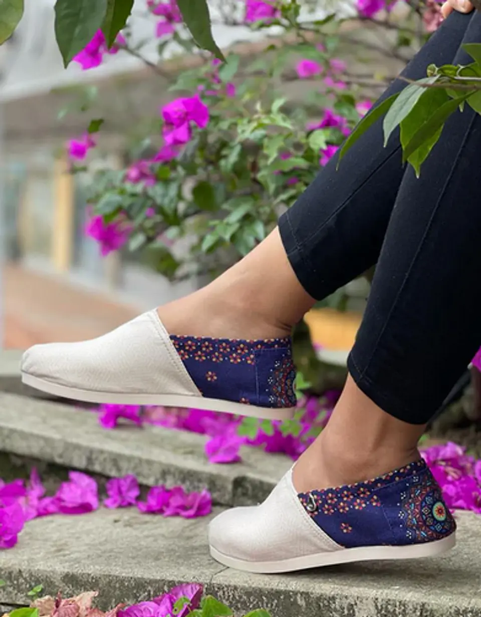 Zapato Pera D.K Beige/Azuloscuro Atrás 1