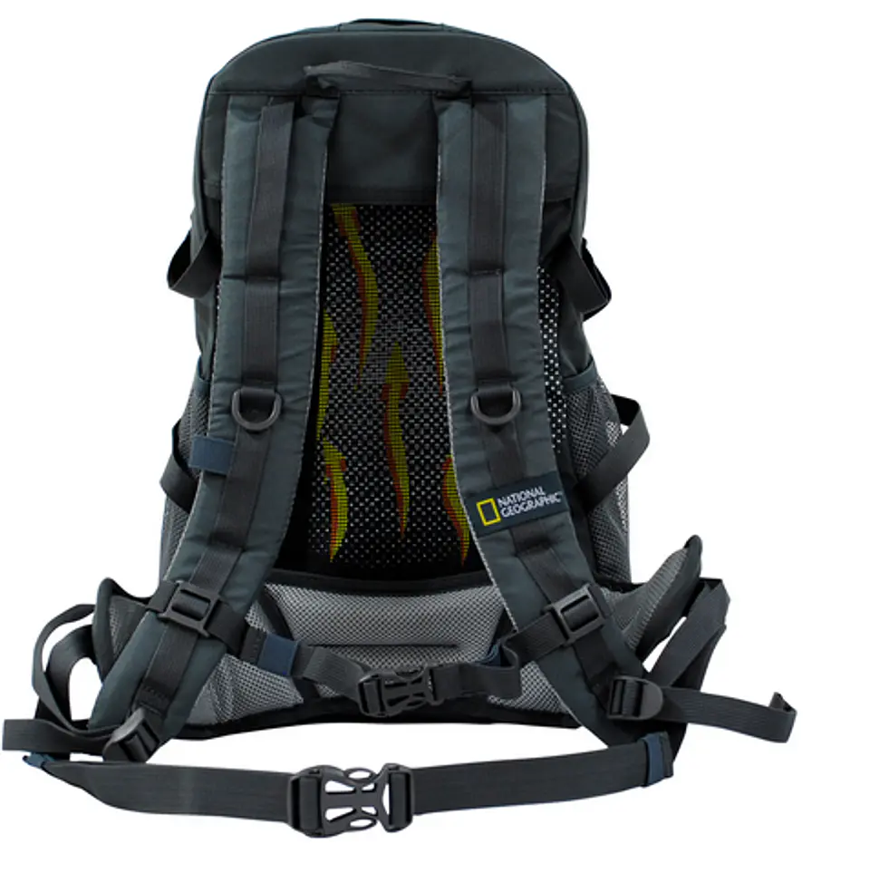 Morral Austin 30 - National Geographic 3