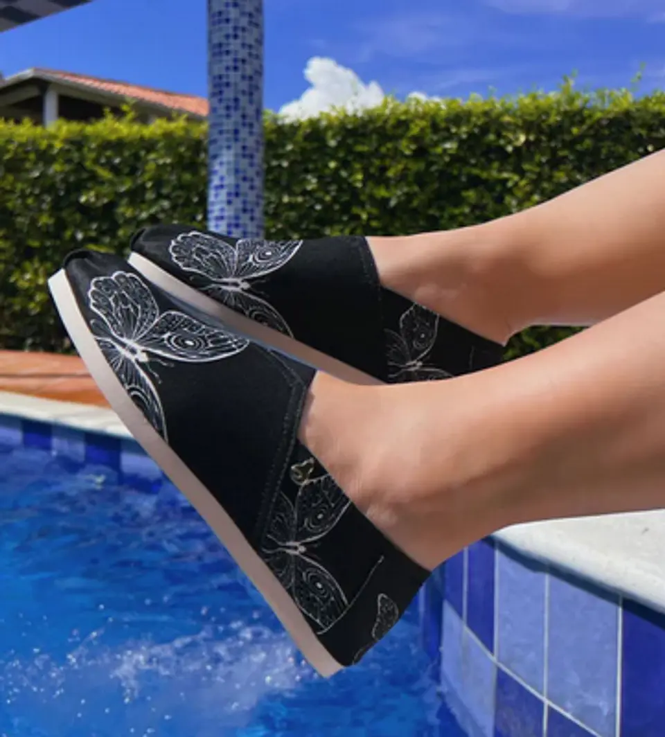 Zapato Pera D.K Negro Mariposa 1