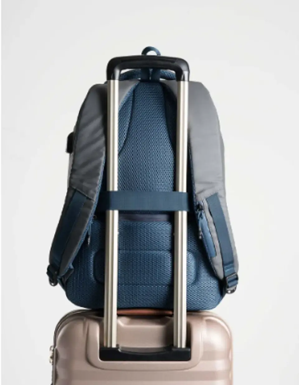 Morral Hawking Block 10
