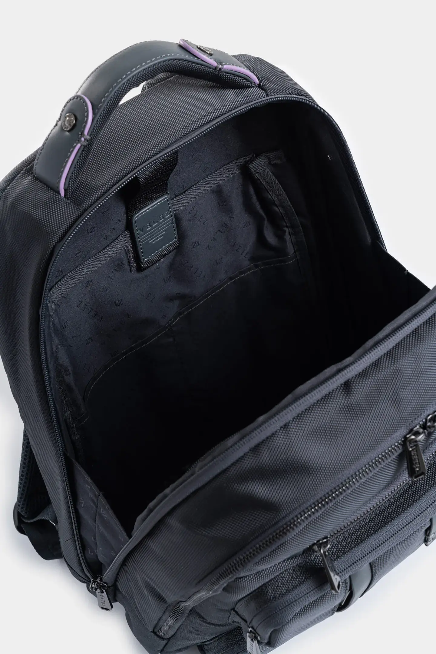 MORRAL VELEZ LIVING 2 CURADOR 5