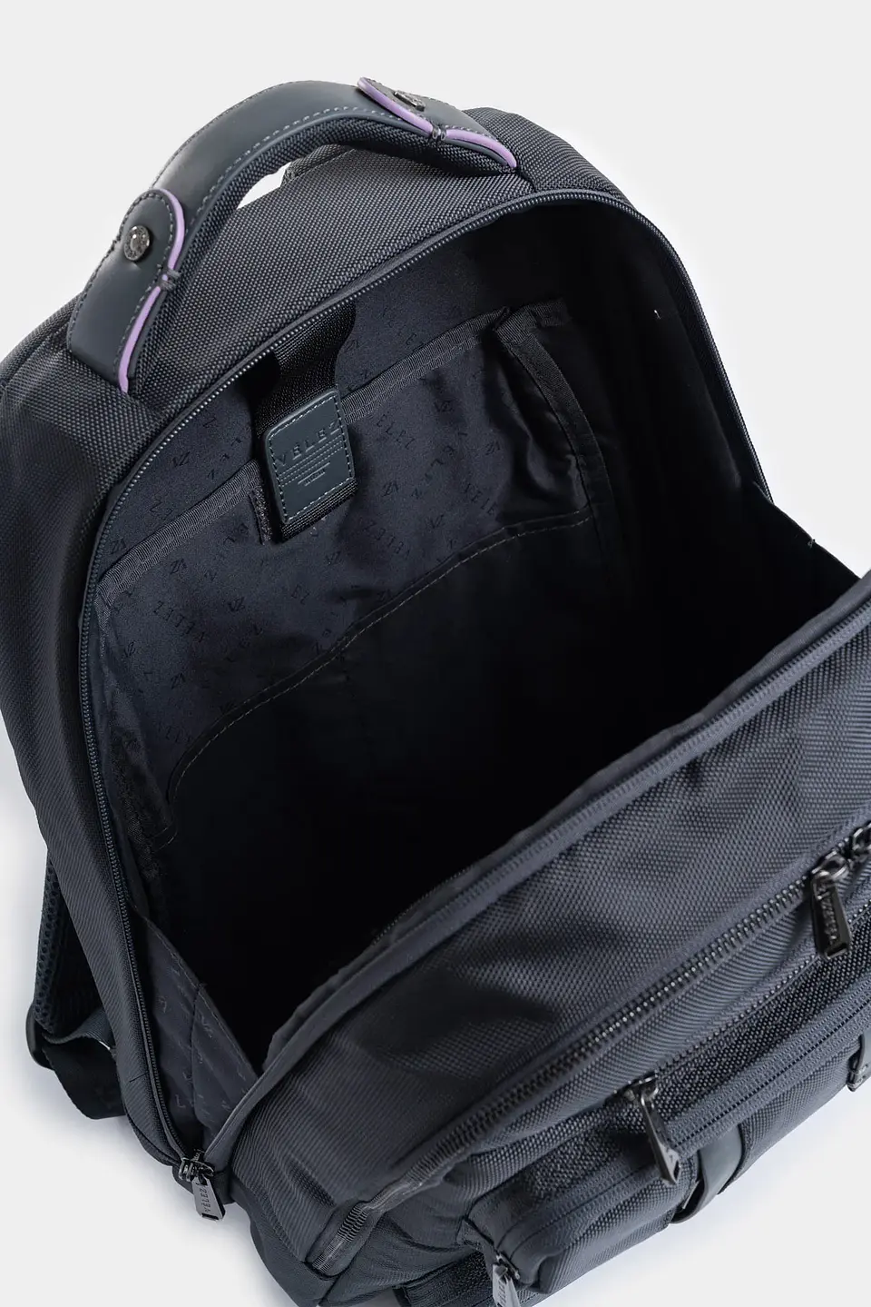 MORRAL VELEZ LIVING 2 CURADOR 5