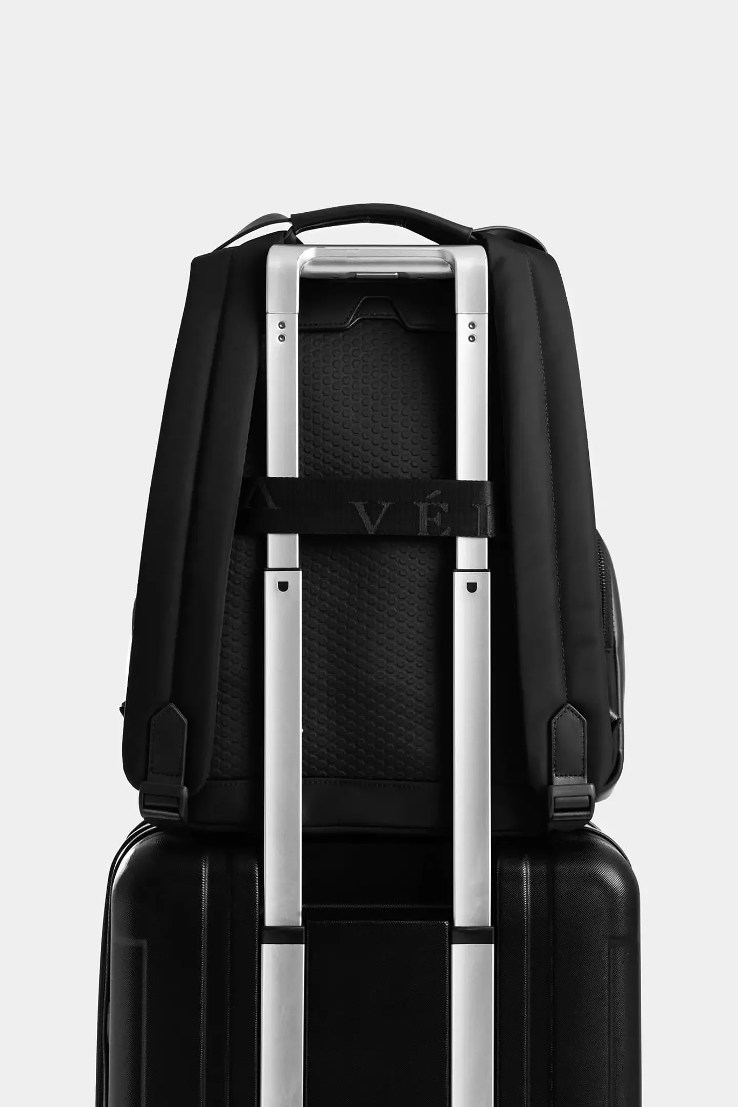 Tula Morral Velez Caval Summer  3