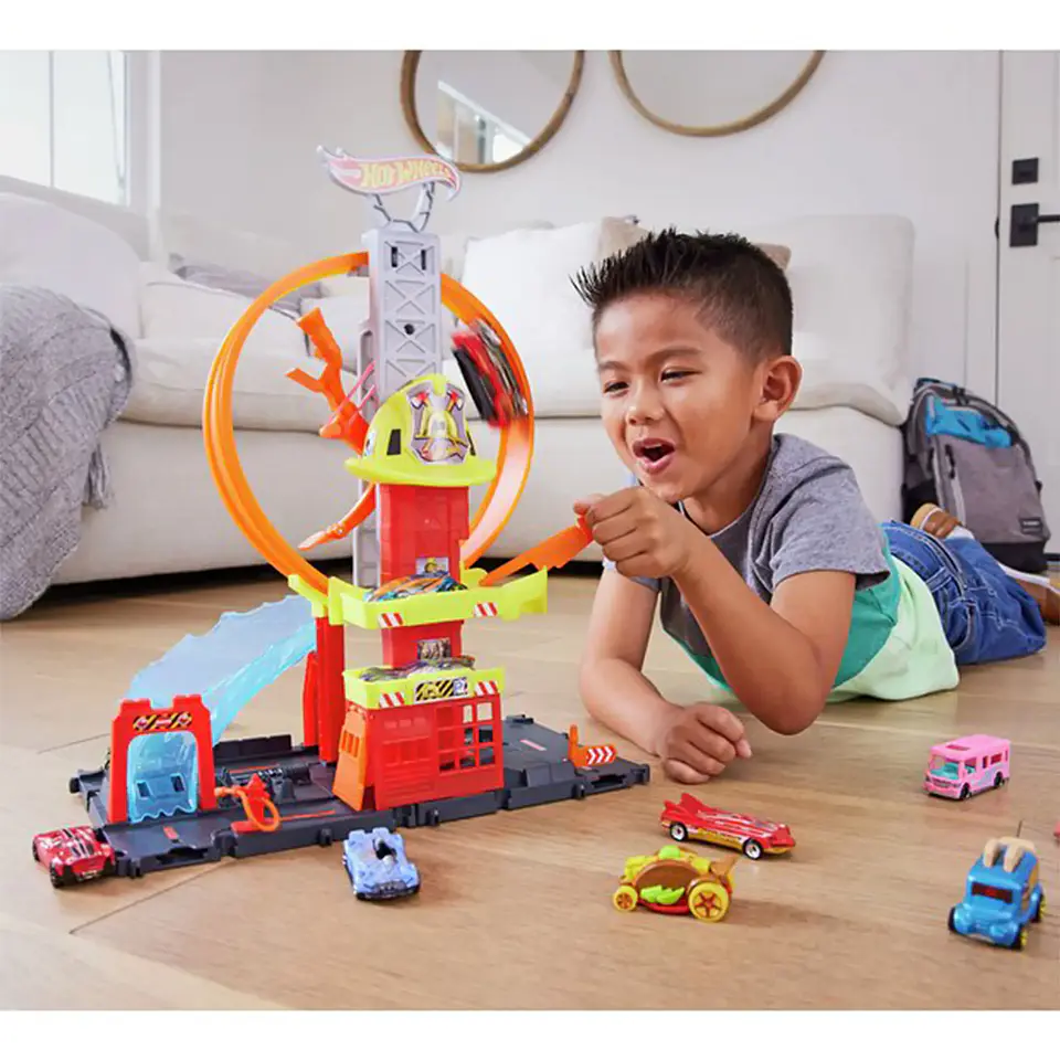Hot Wheels Estacion De Bomberos Super Loop Mattel 2