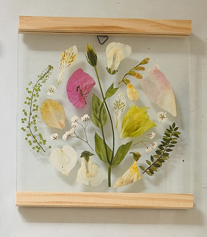 Entre Vidrios De Funeral circular 