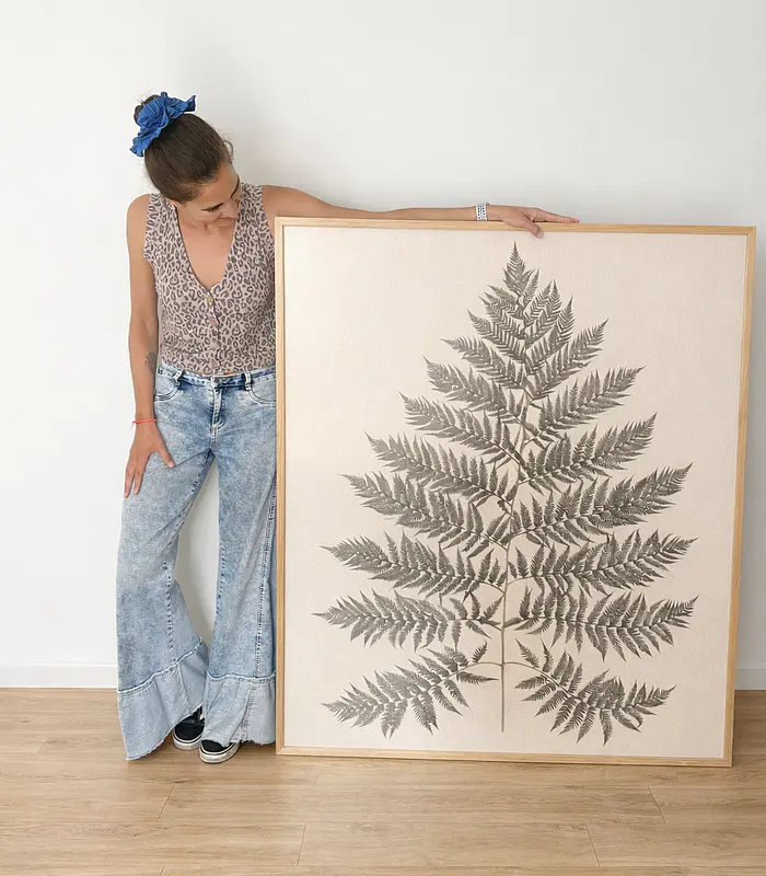 Helecho completo sobre lino 