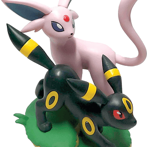 Figura Espeon & Umbreon Evoluciones Prismáticas