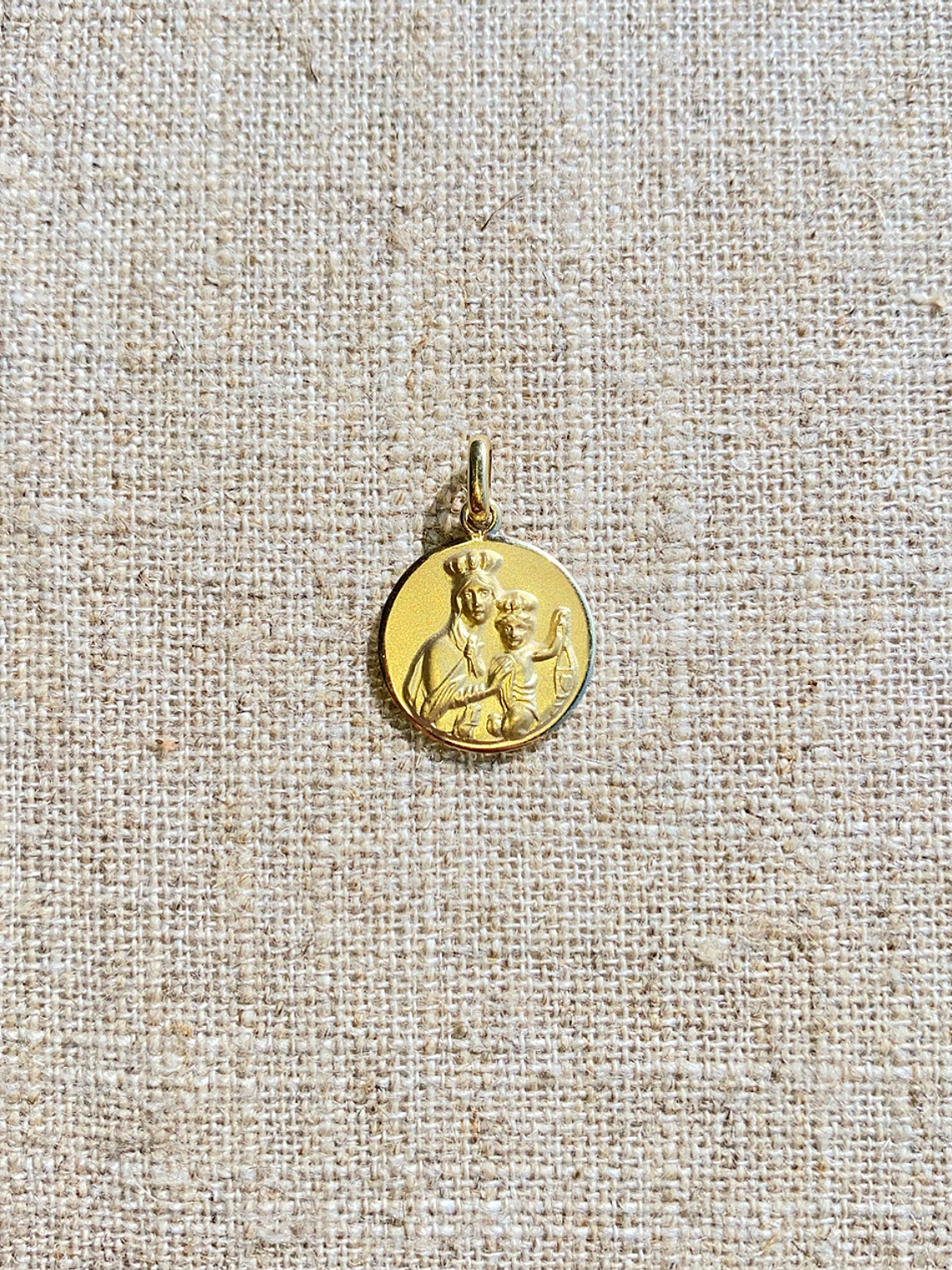 Medalla Escapulario Redondo Virgen del Carmen y Sagrado Corazón de Jesús  1