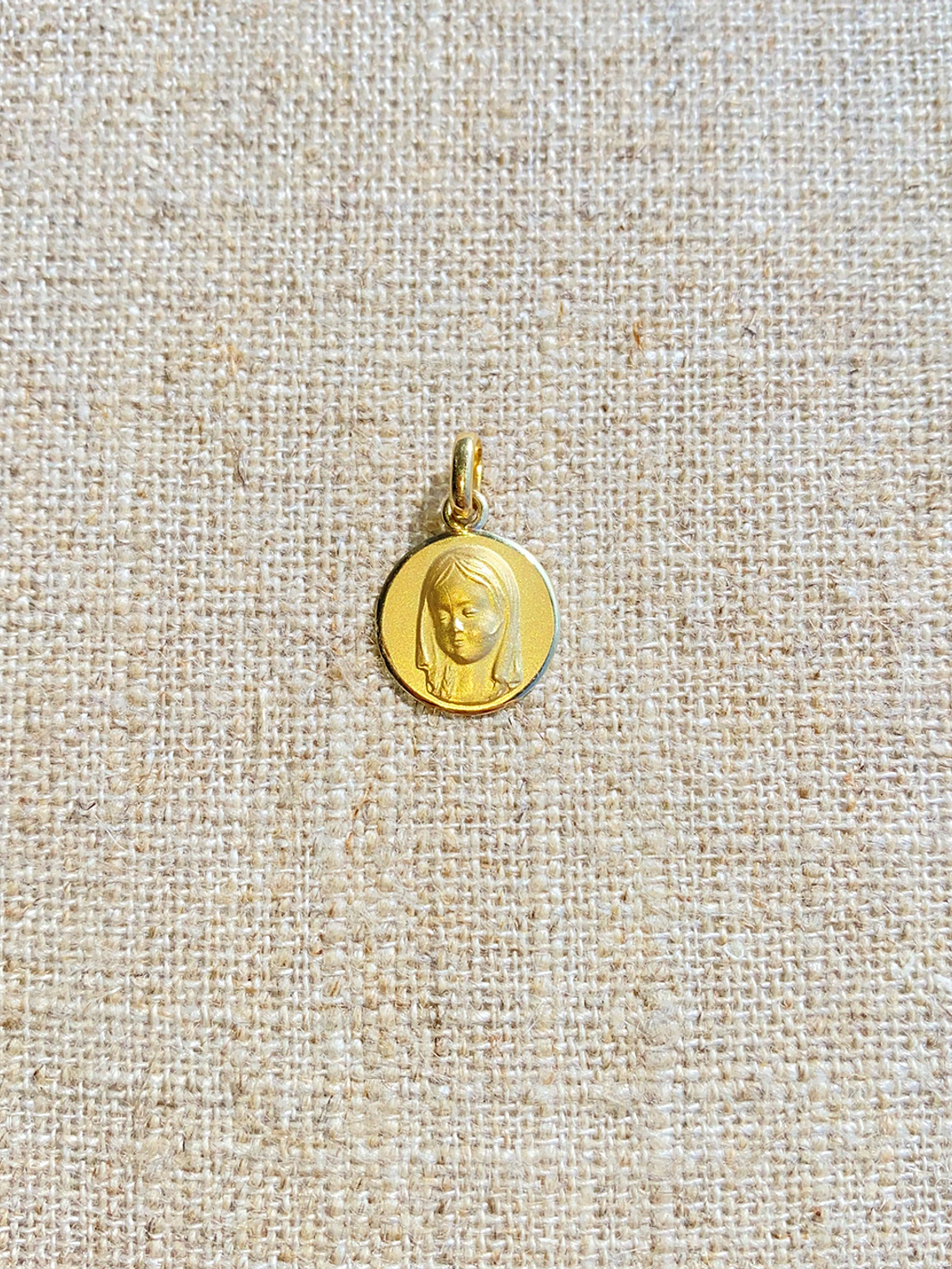 Medalla Virgen Niña  1