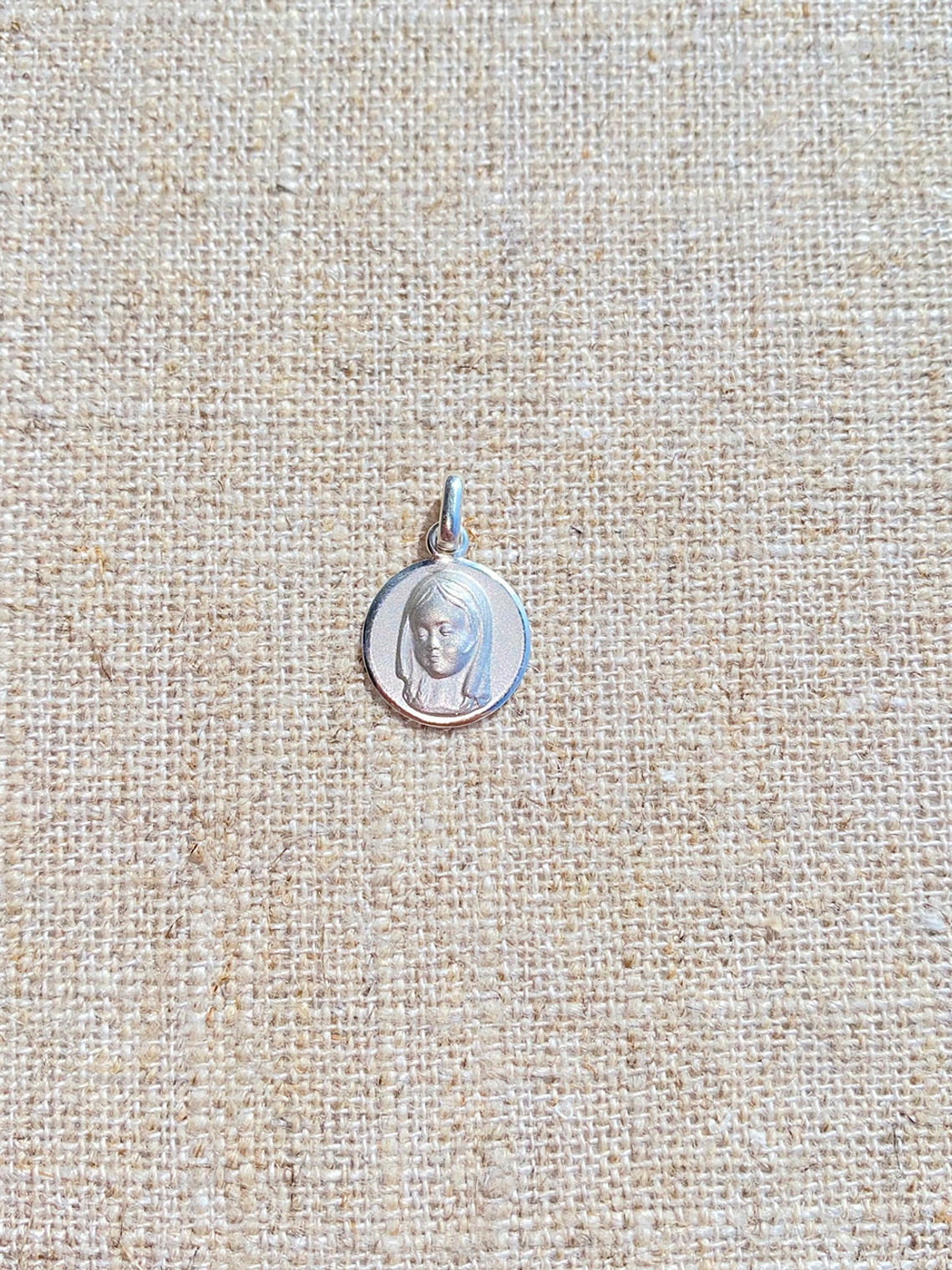 Medalla Virgen Niña  1