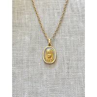 Medalla virgen niña en nácar ovalada — vista 1