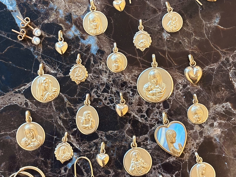 Oro 18k vs 14k vs 10k: ¿Cómo Saber Cuál es la Mejor Inversión y Calidad en Joyas?