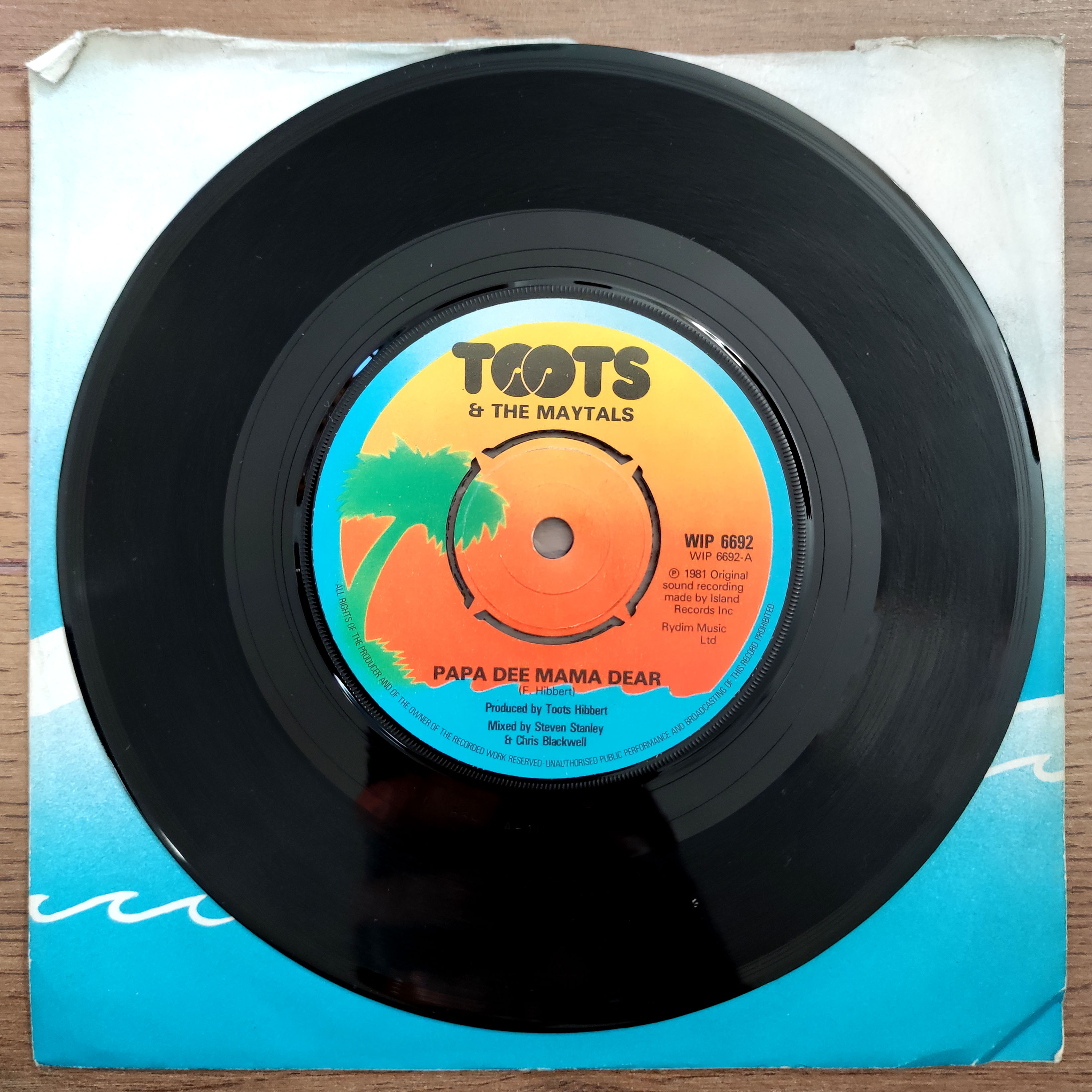 Toots & The Maytals - Papa Dee Mama Dear / Dilly Dally 2