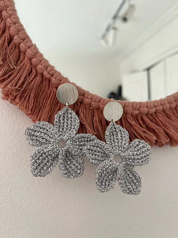 Aros Magnolia Silver
