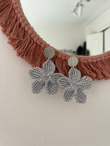 Aros Magnolia Silver