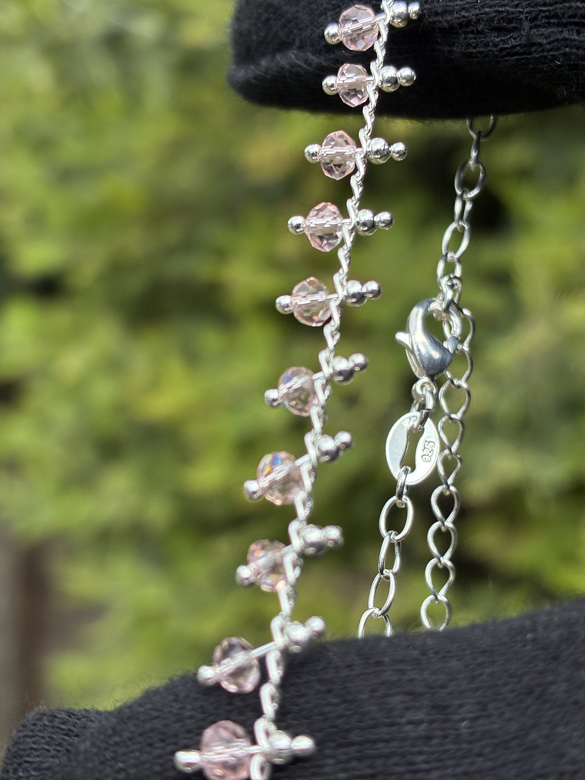 Pulsera con cristales rosados  1