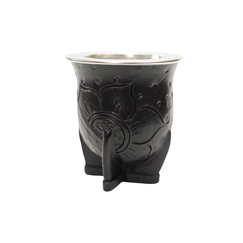 Mate camionero de calabaza forrado en cuero negro repujado con virola de acero inoxidable