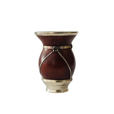Mate calabaza premium con virola cincelada y armazón y base de alpaca