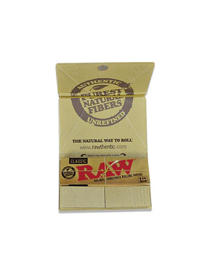 RAW - PAPELILLOS CLASSIC CONNOISSEUR 1 1/4 + TIPS 