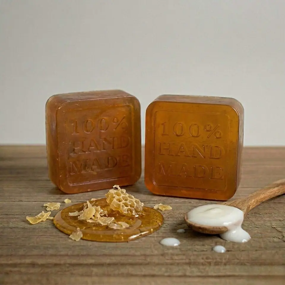 Jabón de glicerina para el acné con Miel y Hamamelis 1