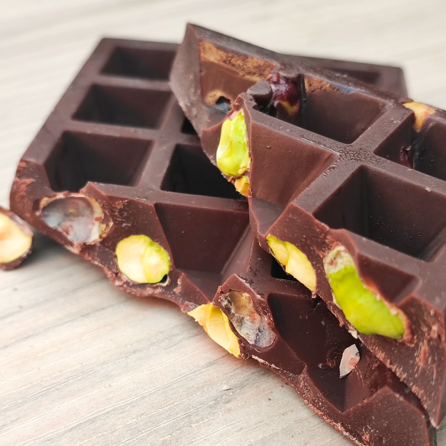Barra de Chocolate con Pistachos  3