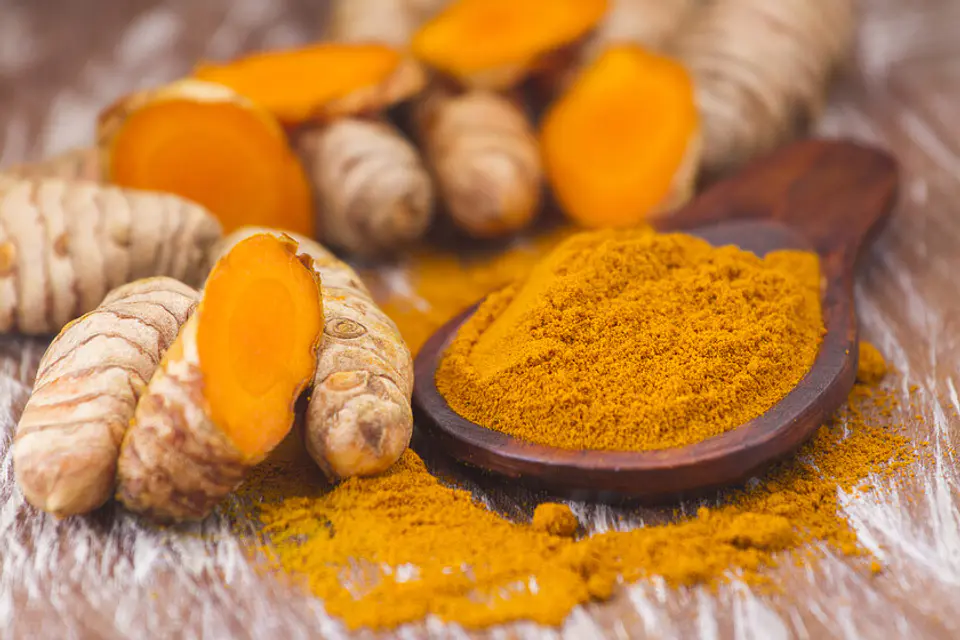 Cúrcuma en Polvo Natural | Especia Dorada para Cocina Saludable 1