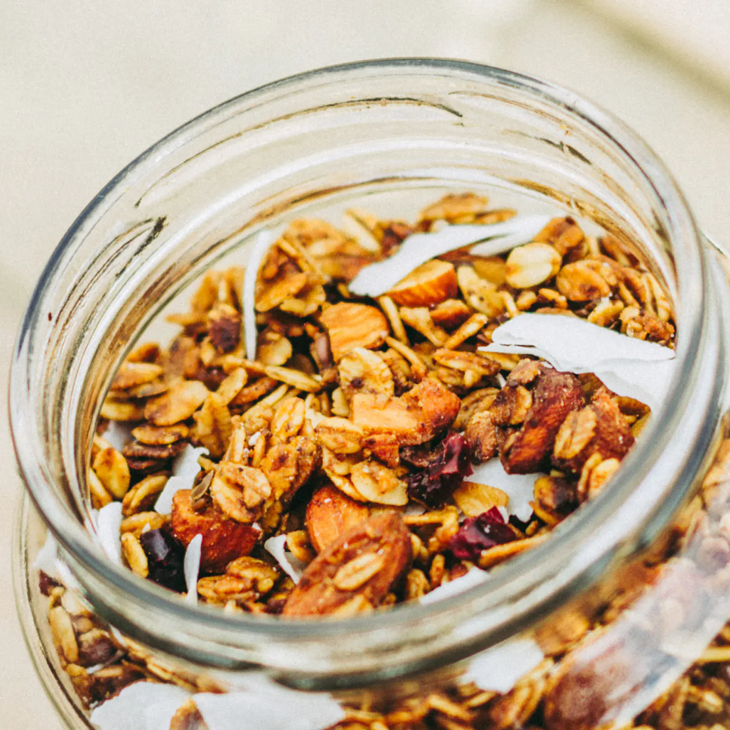 Granola Casera Artesanal | Avena Integral, Almendras, Cranberry y Coco 1