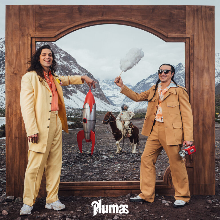 Plumas- Plumas