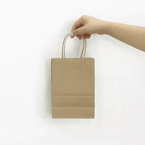 Bolsa de papel kraft.