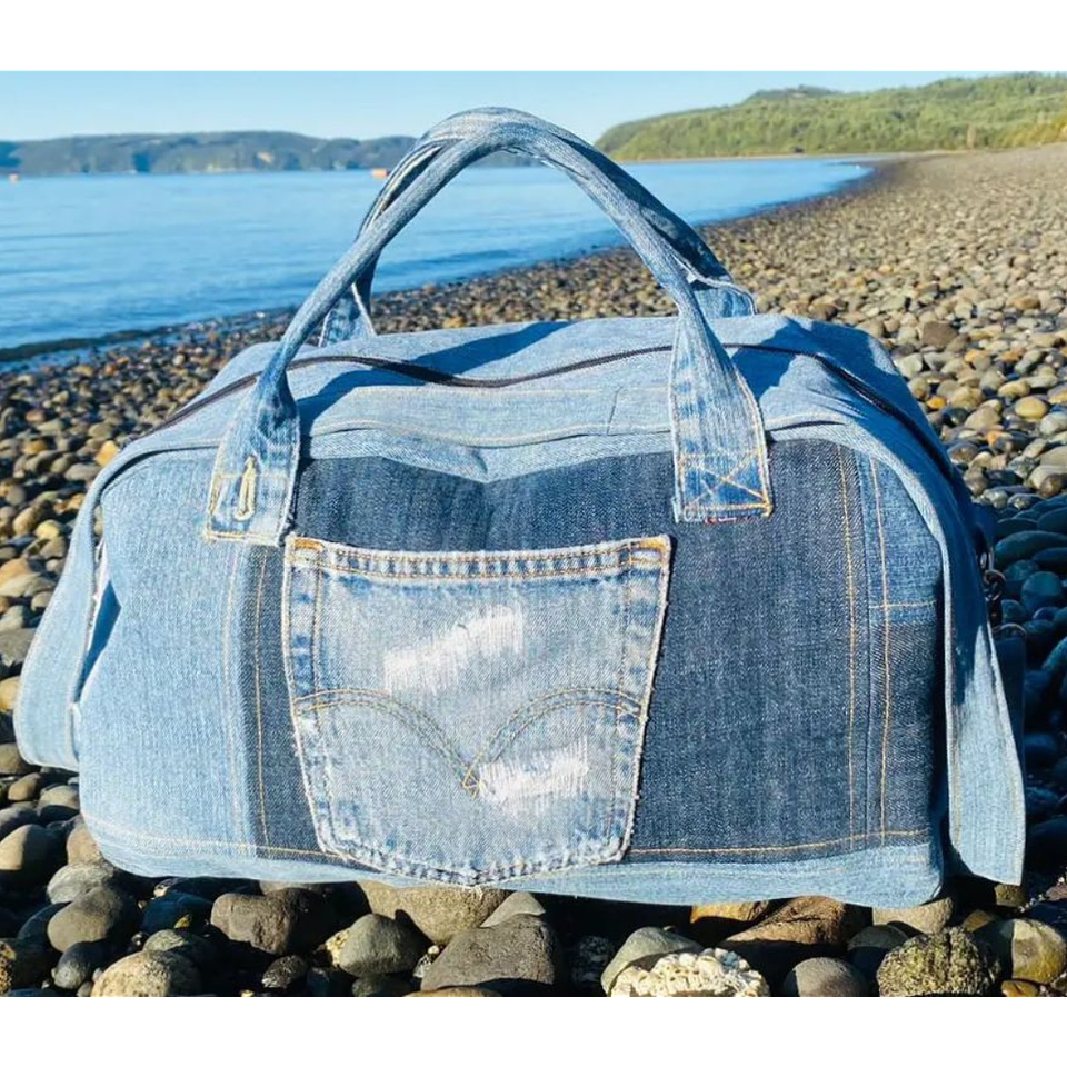 Recreaupcycling: Artículos Personalizados y Sostenibles a Partir de Jeans Reutilizados en Chile 3