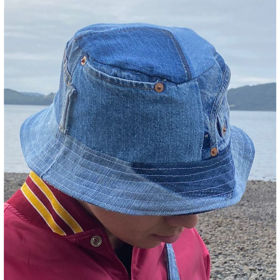 Recreaupcycling: Artículos Personalizados y Sostenibles a Partir de Jeans Reutilizados en Chile 8