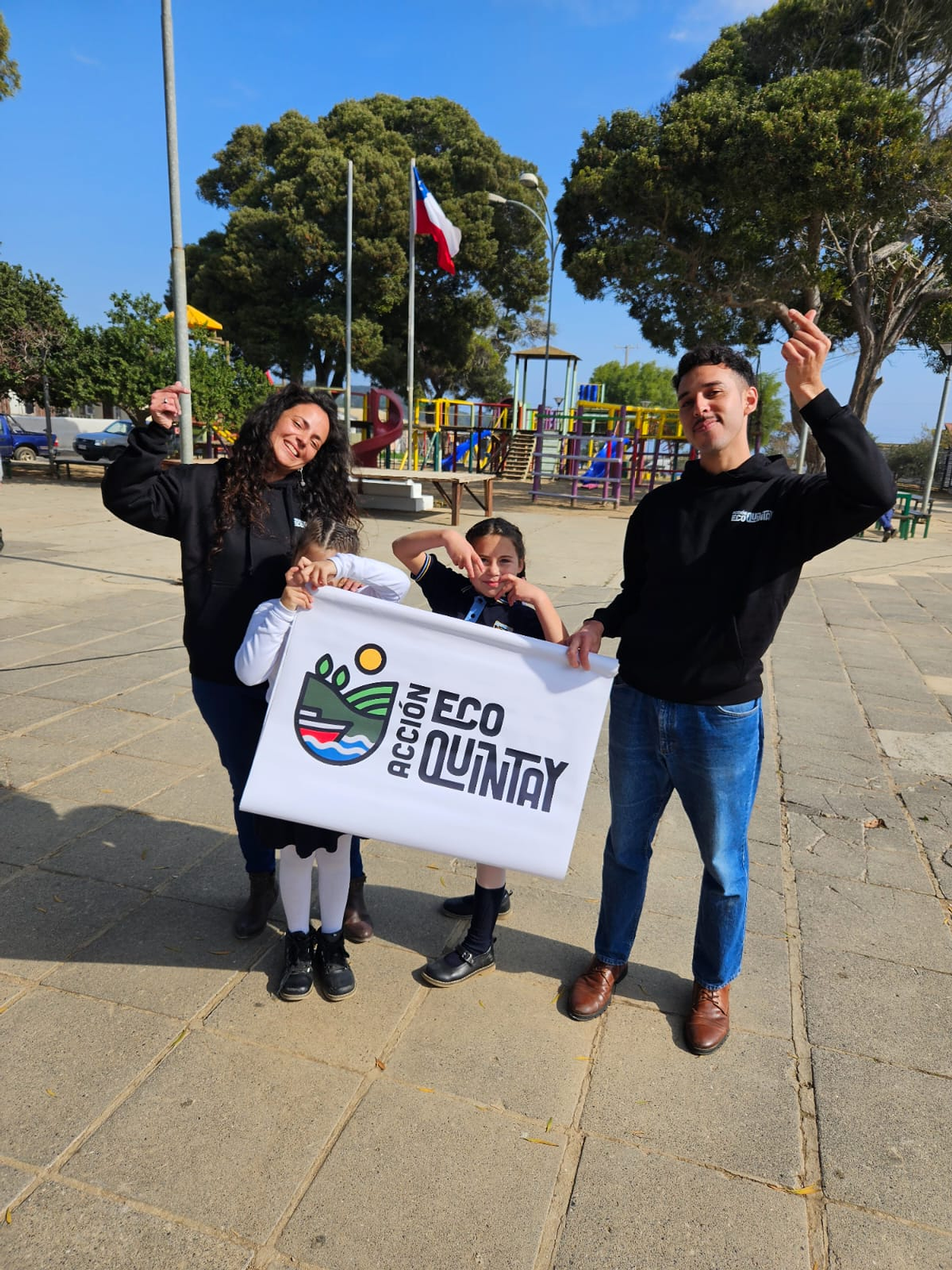 ONG Acción Eco Quintay: Por una comunidad consciente y un entorno más limpio 3