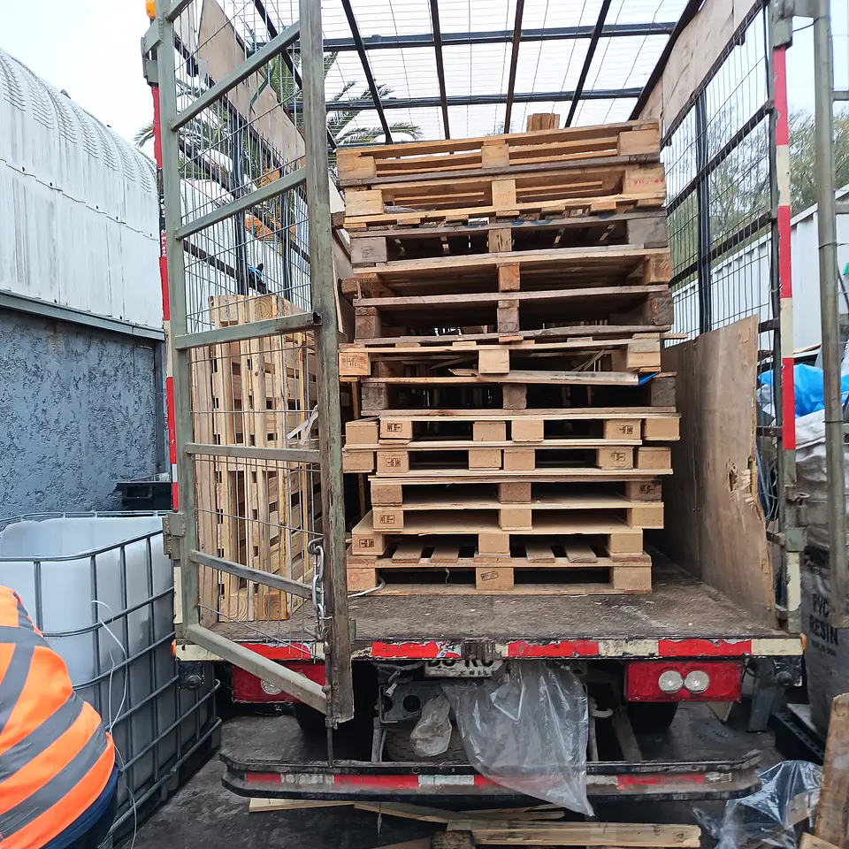 Servicio de Retiro de Madera para Empresas en la Región Metropolitana 2