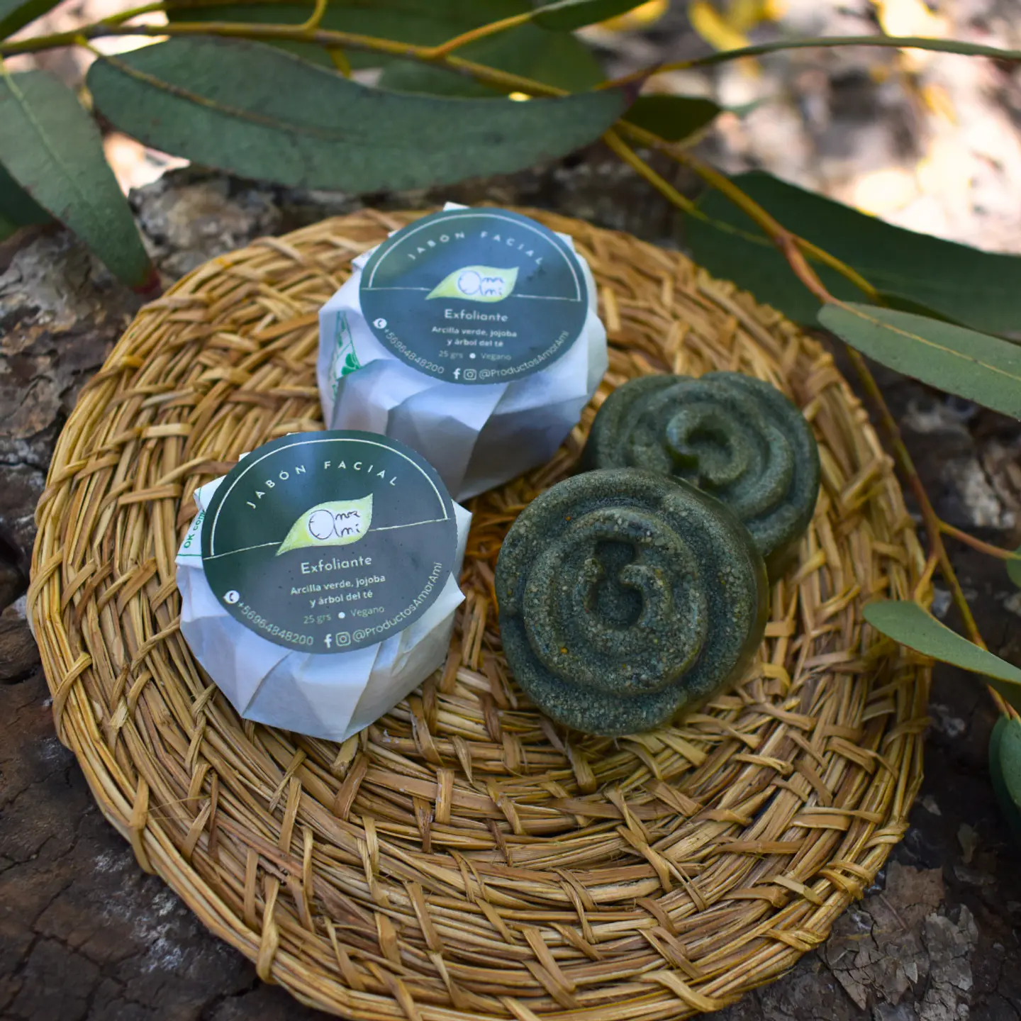 Amor Amí Pack Facial: crema facial + agua de rosas + jabón facial + labial sin color  1