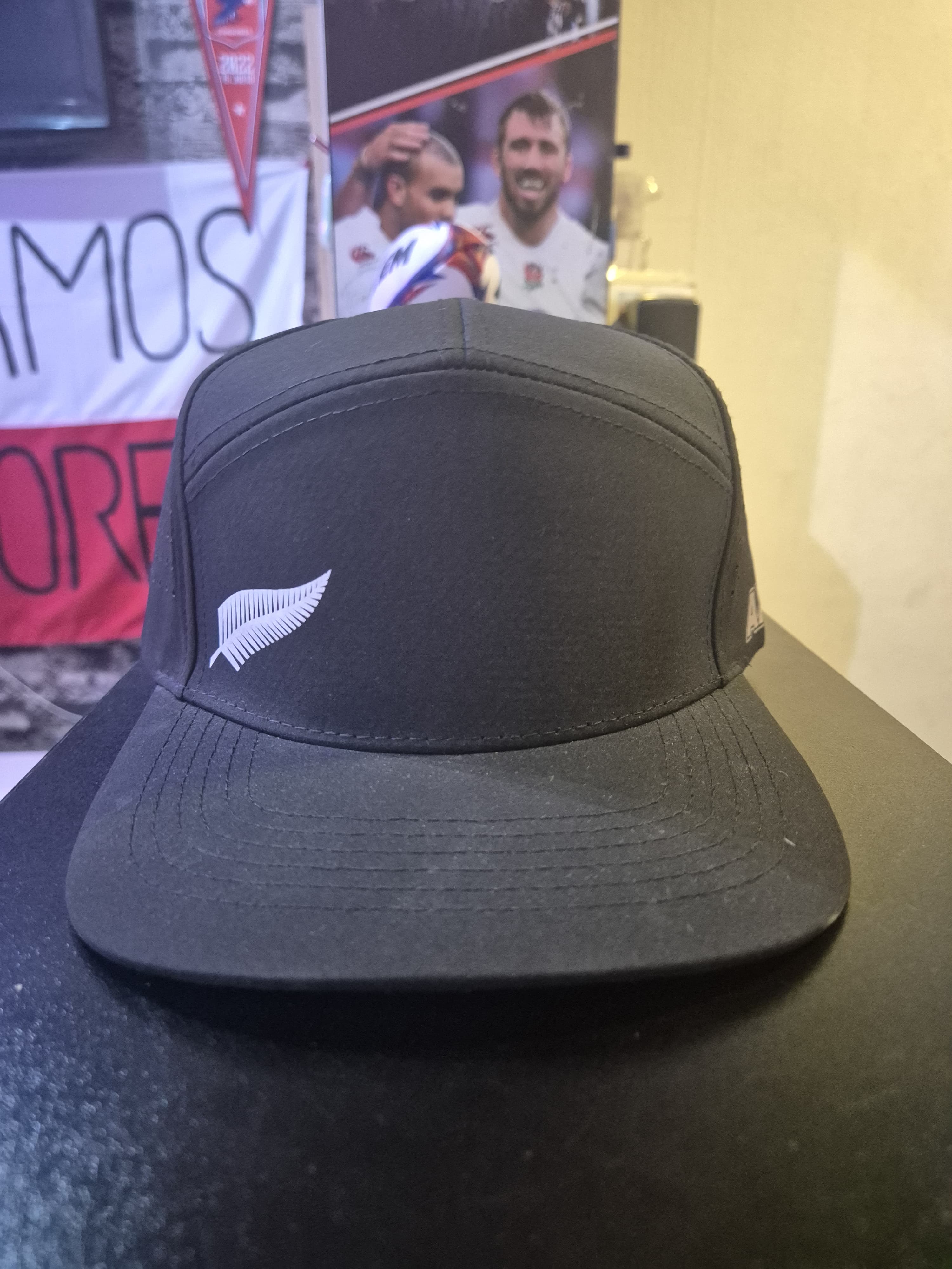 Snap back "Raw Ornament"