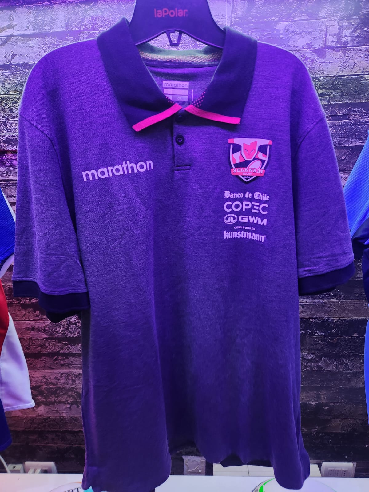 POLERA TIPO POLO PRESENTACION SELKNAM