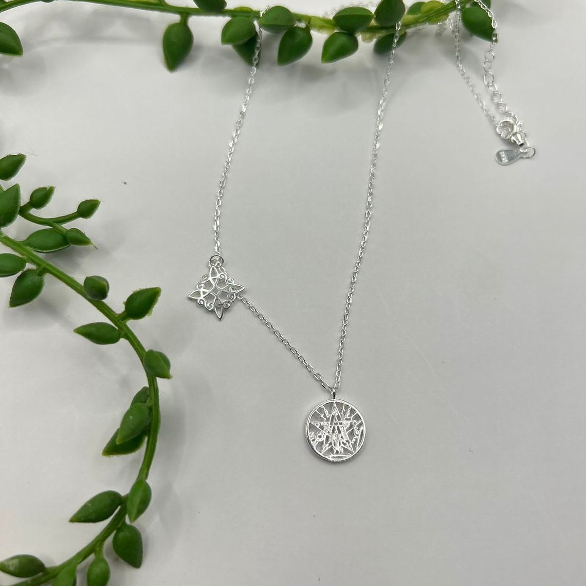 Collar nudo de brujas tetragramaton 2